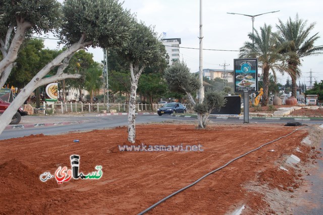  كفرقاسم - فيديو: الرئيس عادل بدير  الأيدي المتوضئة تُعمر وتحمي البلد واهله  و يشارك شباب الحرسة الاعمال التطوعية التنظيفية في مدخل البلدة